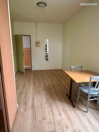Studio 1 pièce 19 m²