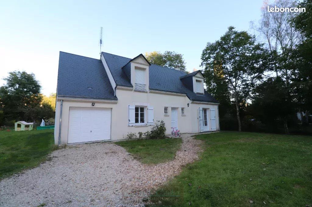 Maison 6 pièces 131 m² · à Conflans-sur-Loing · 131 m² · 1 175 €/mois