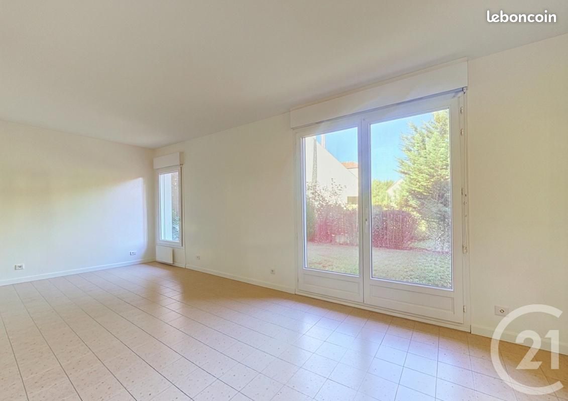 Appartement 2 pièces 54 m² · à Noyon · 54 m² · 46 000 €