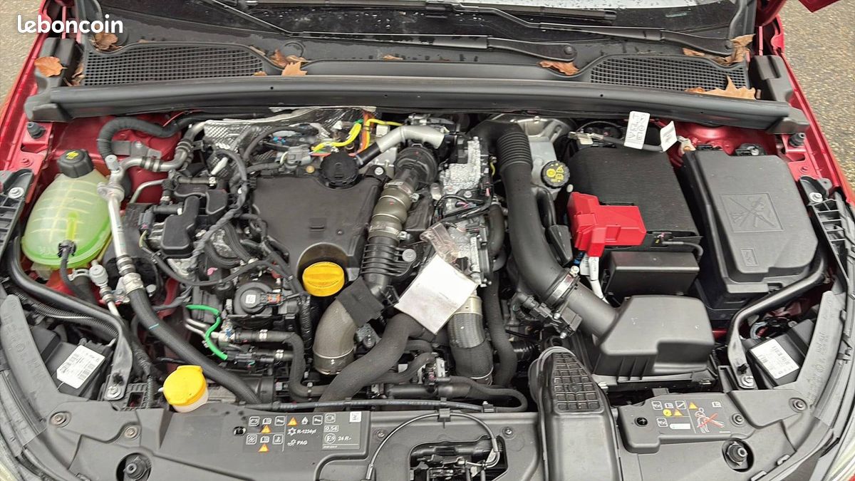 Renault clio blue dci 100 21n limited (image 21)