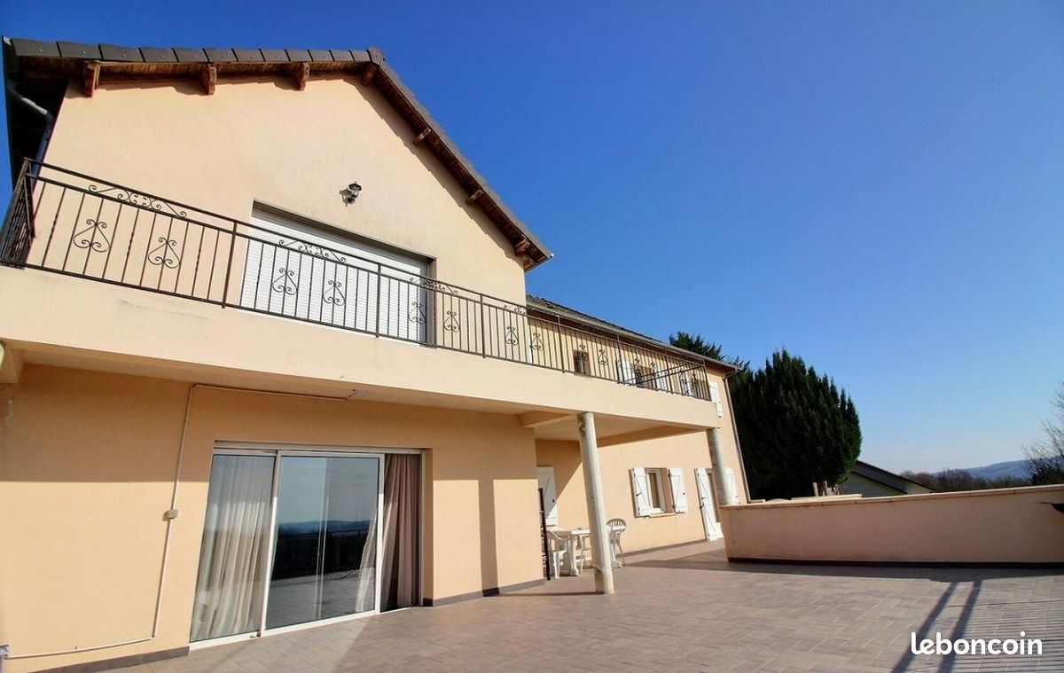 Maison 9 pièces 290 m² · à Malemort · 290 m² · 375 000 €