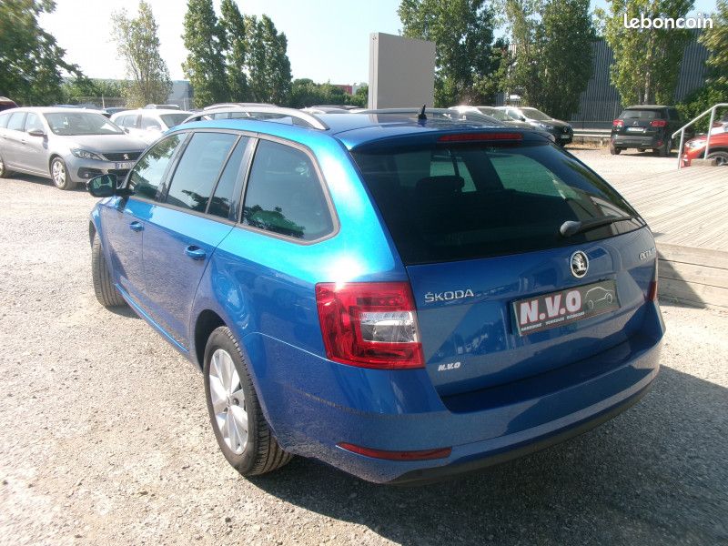 Skoda OCTAVIA COMBI 1.6 TDI 116CH SCR BUSINESS DSG7 EURO6D-T (image 6)