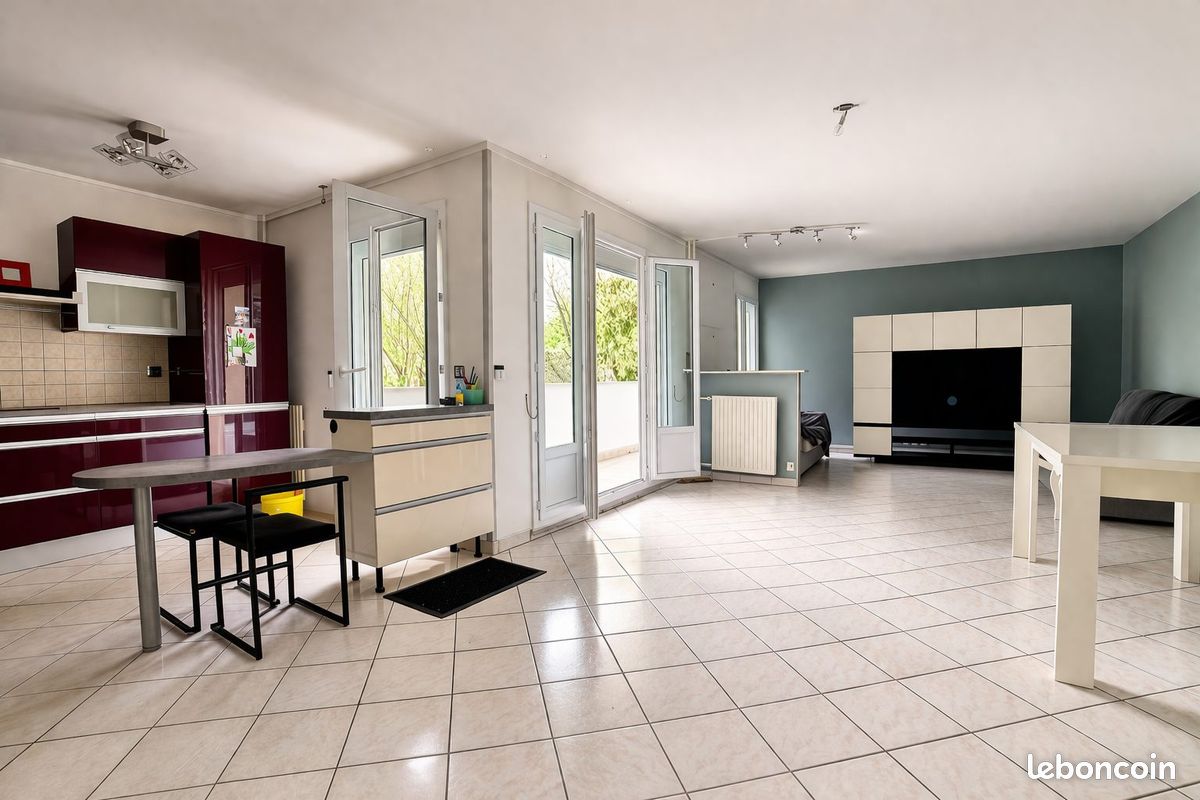 Appartement 4 pièces 85 m² · à Bondy · 85 m² · 190 000 €