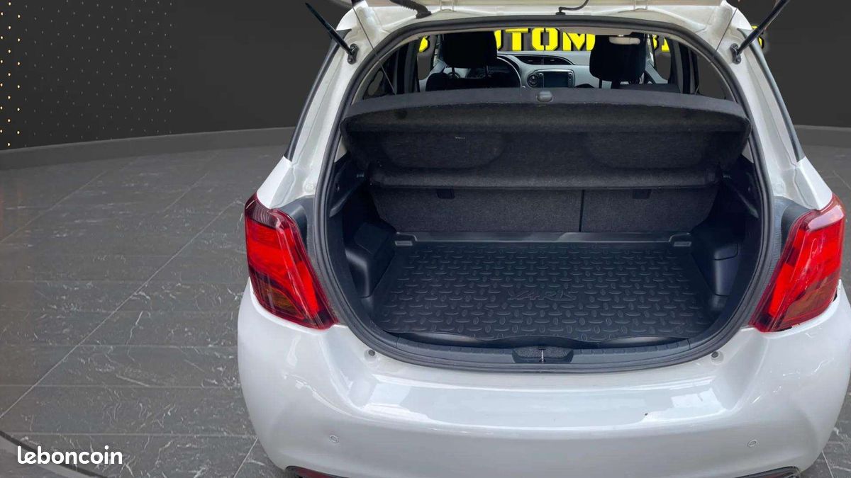 Toyota YARIS 69 VVT-I DYNAMIC 5P (image 8)
