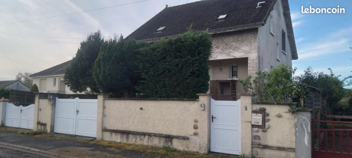 Maison 5 pièces 100 m² · à Argent-sur-Sauldre · 100 m² · 130 000 €