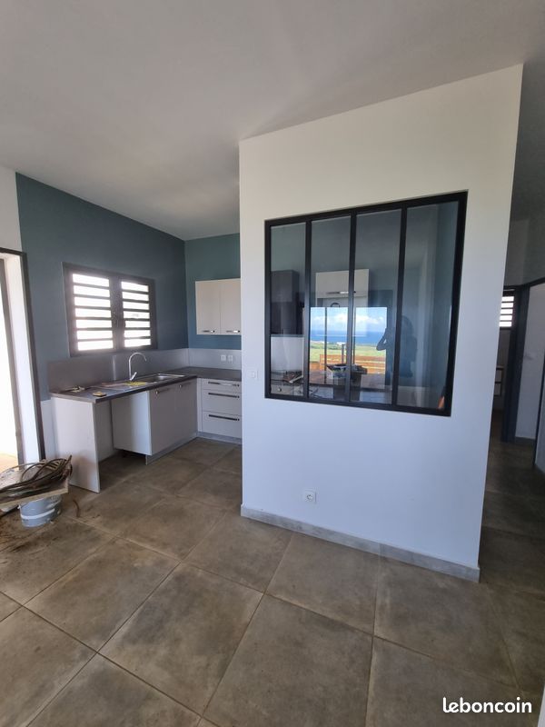 Maison 4 pièces 69 m² · à Sainte-Suzanne · 69 m² · 858 €