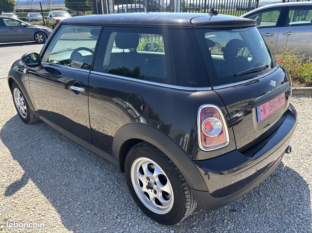 Mini MINI ONE D 90CH BAKER STREET (image 8)
