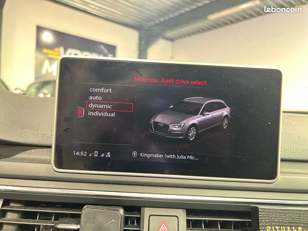 AUDI RS4 Avant Quattro V6 450ch - Suivi complet constructeur - Toit Ouvrant et panoramique (image 24)