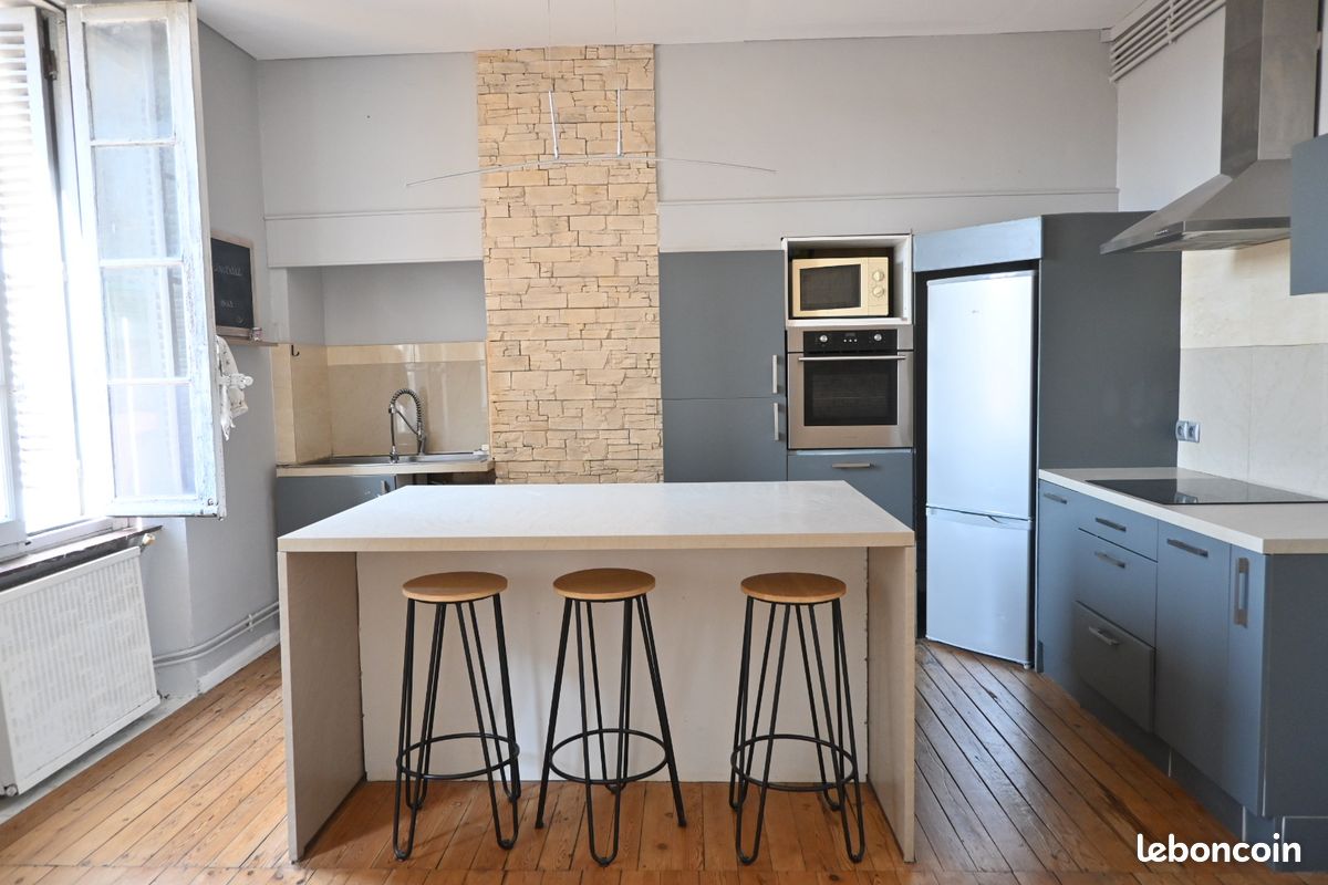 Appartement 4 pièces 124 m² · à Carcassonne · 124 m² · 125 000 €