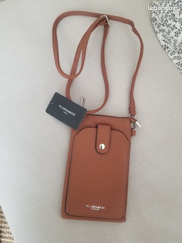 Pochette bandoulière beige (image 1)