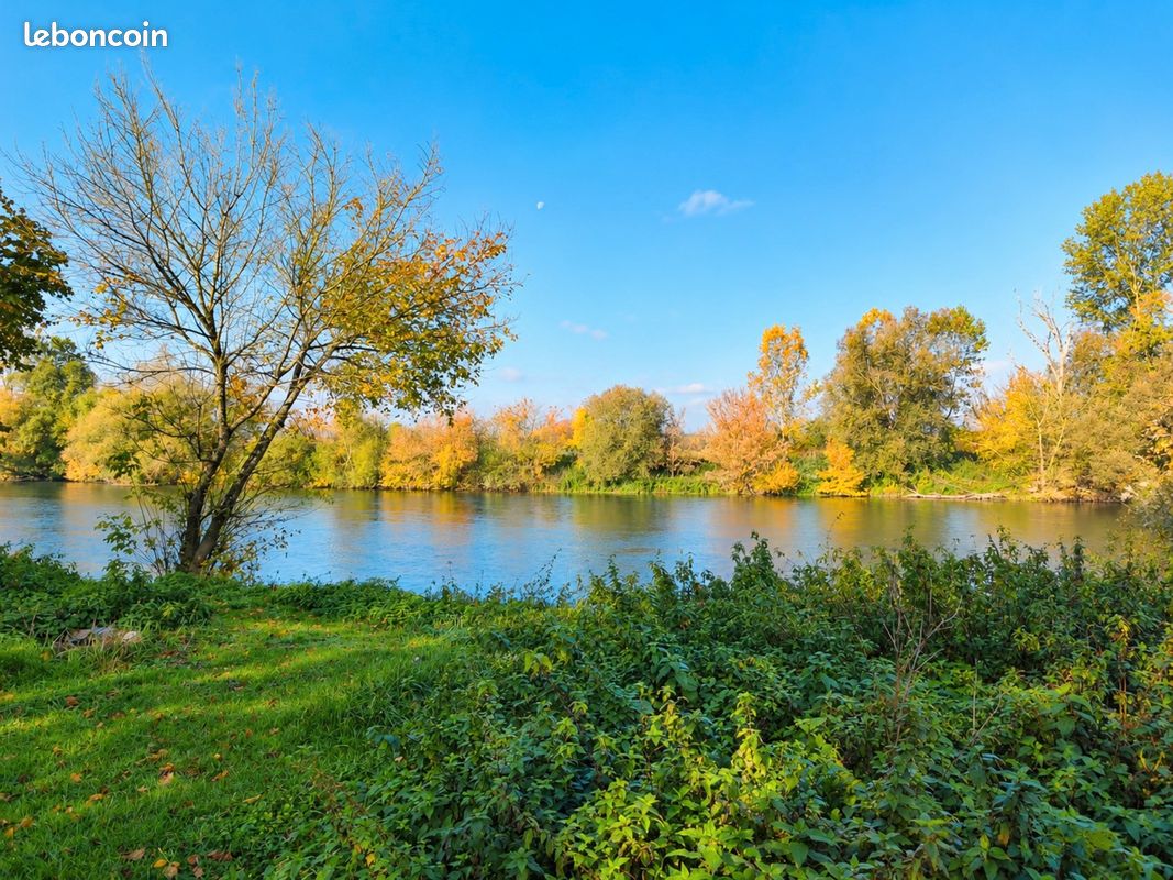 Terrain 2281 m² · à Rans · 30 000 €