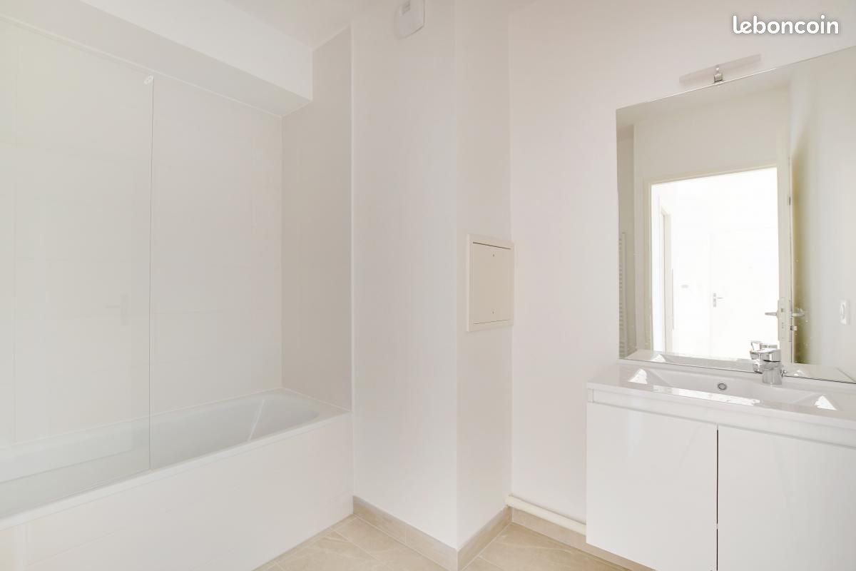 Appartement a louer colombes - 5 pièce(s) - 107 m2 - Surfyn