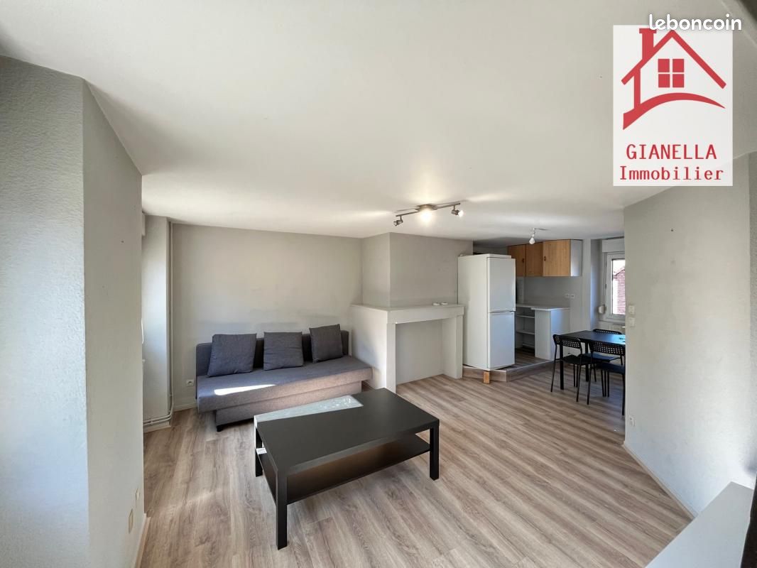 Appartement 2 pièces 54 m² · à Saint-Étienne · 54 m² · 420 €