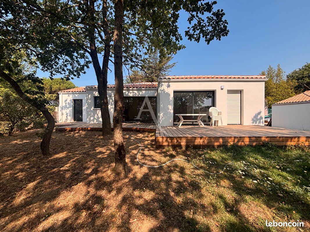 Maison 4 pièces 100 m² · à Les Sables-d'Olonne · 100 m² · 1 415 €/mois