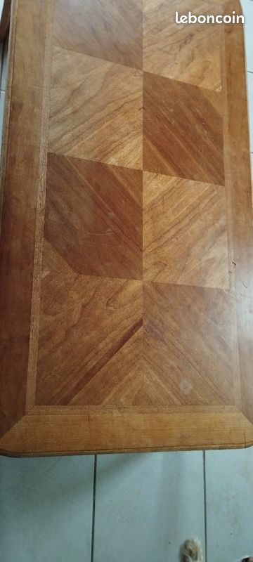 Table basse en bois (image 2)