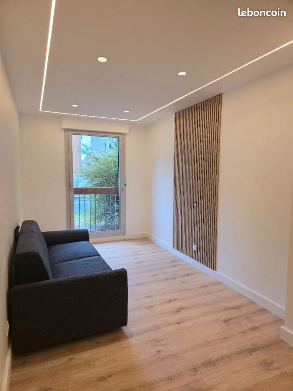 Appartement 1 pièce 25 m² · à Puteaux · 25 m² · 990 €/mois