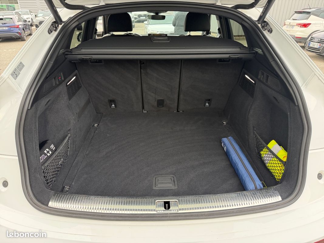 AUDI Q5 Sportback 35 TDI 163 S tronic 7 S line (image 21)