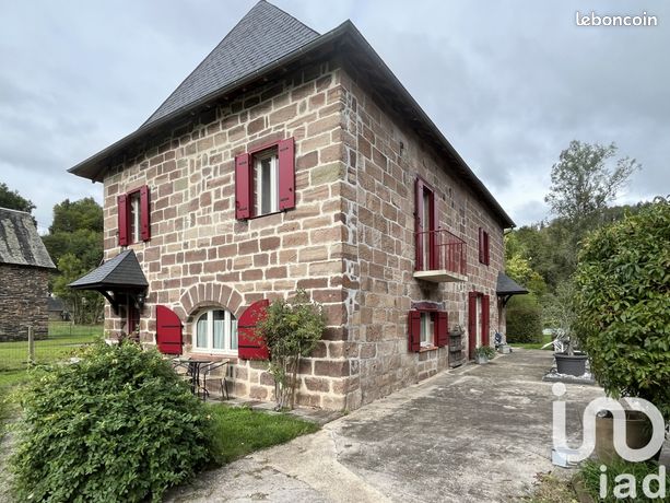 Propriété 7 pièces 178 m²