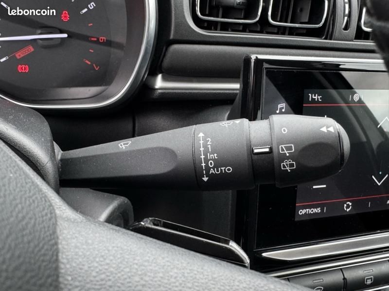 Citroen C3 1.2 PureTech 110 Saint James / GPS + CAMERA / GARANTIE 12 MOIS (image 32)