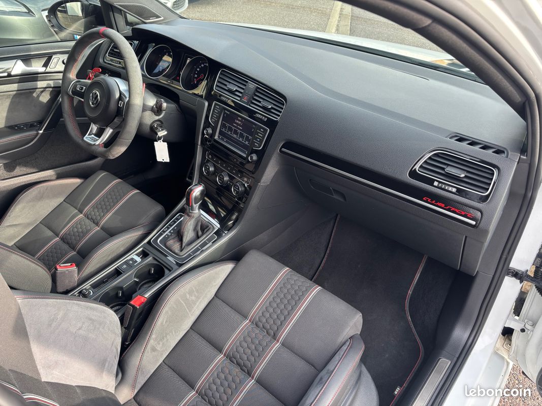 Volkswagen Golf VII 2.0 TSI 265ch GTI ClubSport DSG6 - Recaro / Dynaudio (image 9)