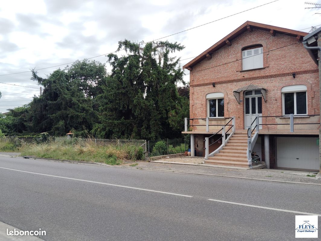 Maison 4 pièces 95 m² · à Dieupentale · 95 m² · 950 €
