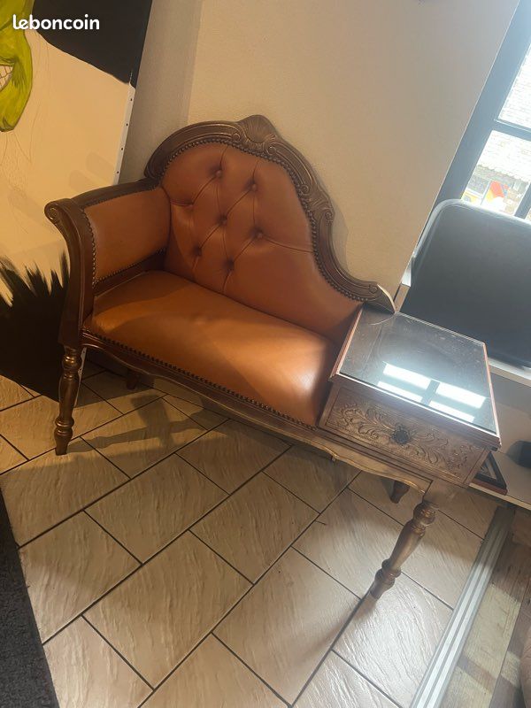 Petit fauteuil téléphone (image 1)