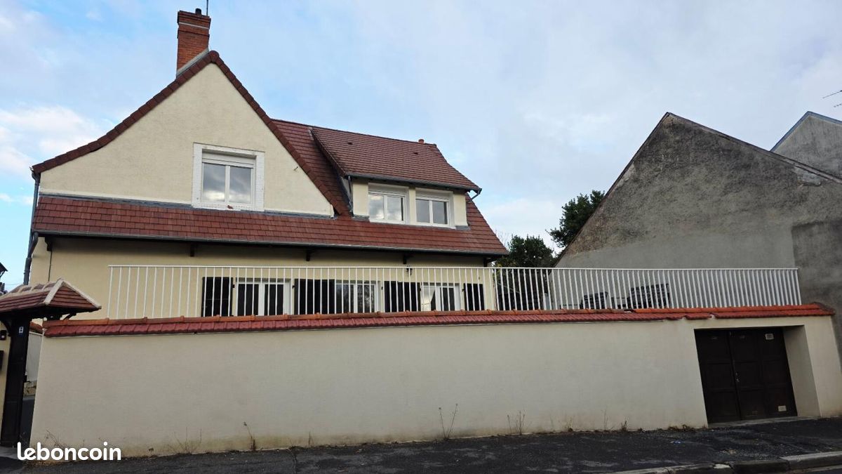 Maison 3 pièces 91 m² · à Mehun-sur-Yèvre · 91 m² · 168 400 €