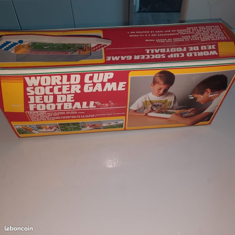 Jeu De Table Football Vintage World Cup Soccer Game 1980 Par BEG - Fonctionne