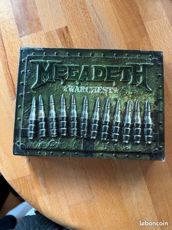 Coffret Megadeth Warchest (image 1)