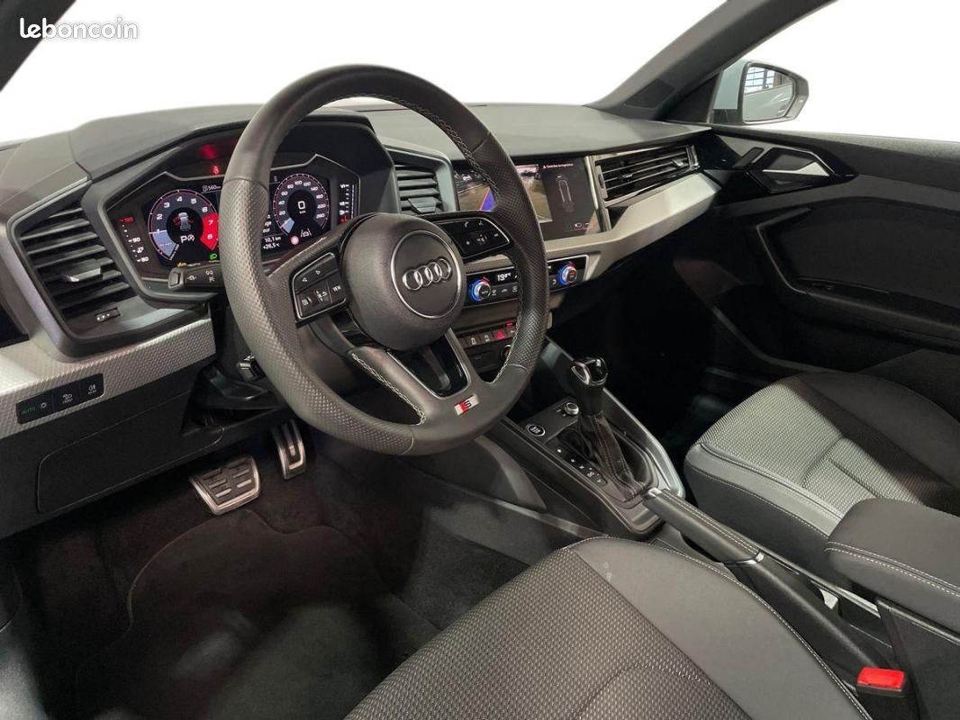 Audi A1 sportback 30 TFSI 116 ch S tronic 7 S line (image 9)