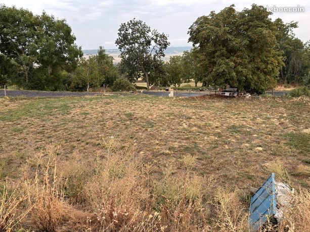 Terrain 814 m² Solignat