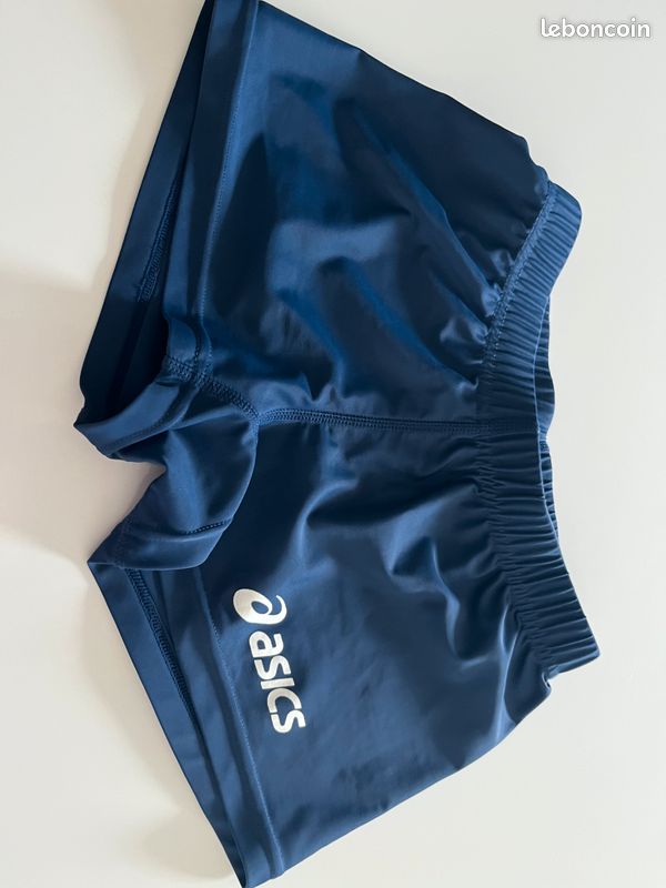Shorty asics (image 1)