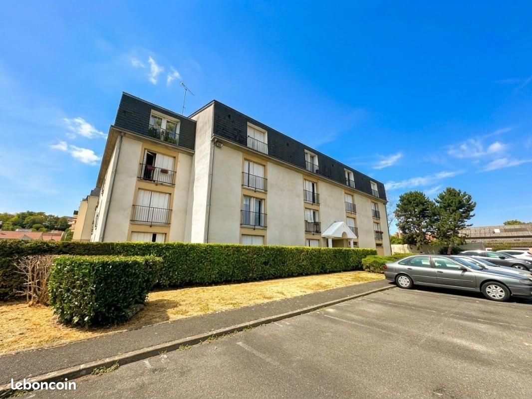 Appartement 1 pièce 31 m² · à Corbeil-Essonnes · 30,6 m² · 700 €/mois