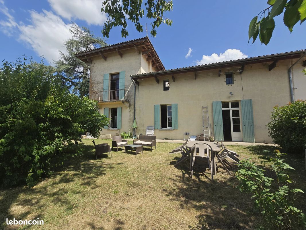 Maison 6 pièces 276 m² · à Monségur · 276 m² · 267 500 €