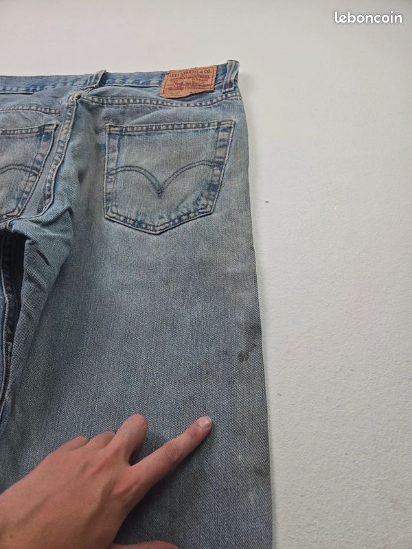 Jean Levi's 505 bleu taille W34 coupe droite vintage dirty thrashed (T287) (image 4)