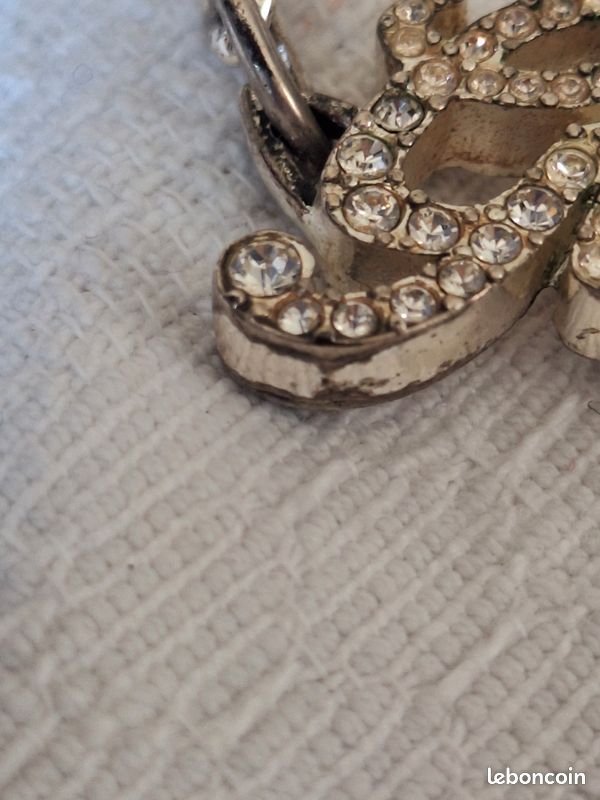 Collier Fantaisie Doré Et Strass Guess ? Style Fashion Long 48 Cm - Occasion