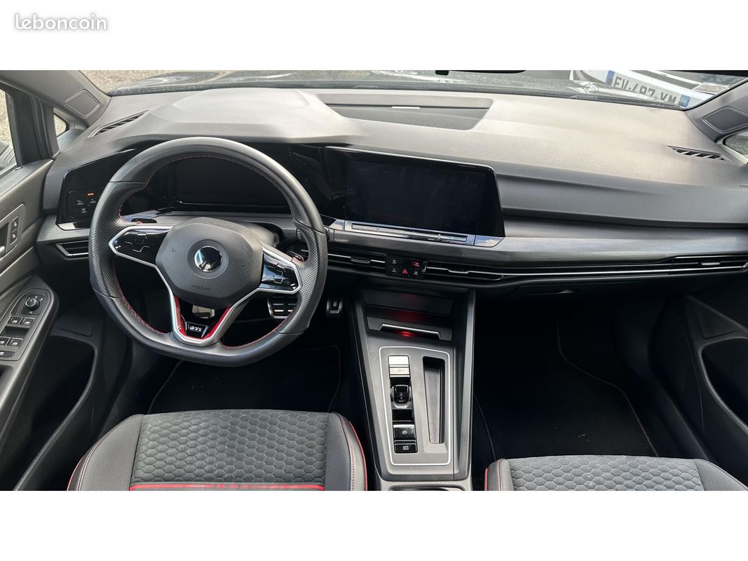 VOLKSWAGEN GOLF 2.0 TSI - 300 - BV DSG 7 VIII BERLINE GTI Clubsport PHASE 1 (image 16)