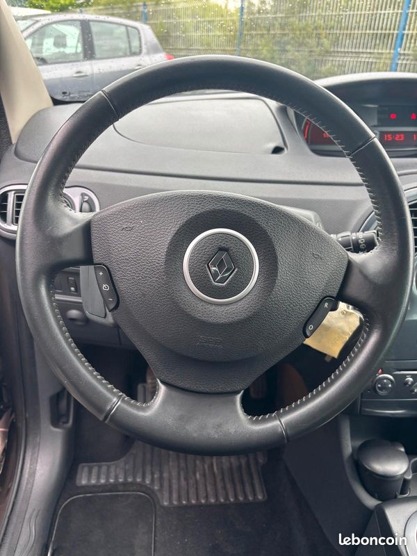 RENAULT Grand Modus 1.5 DCI 85 / FAIBLE KILOMETRAGE / GARANTIE 12 MOIS (image 16)