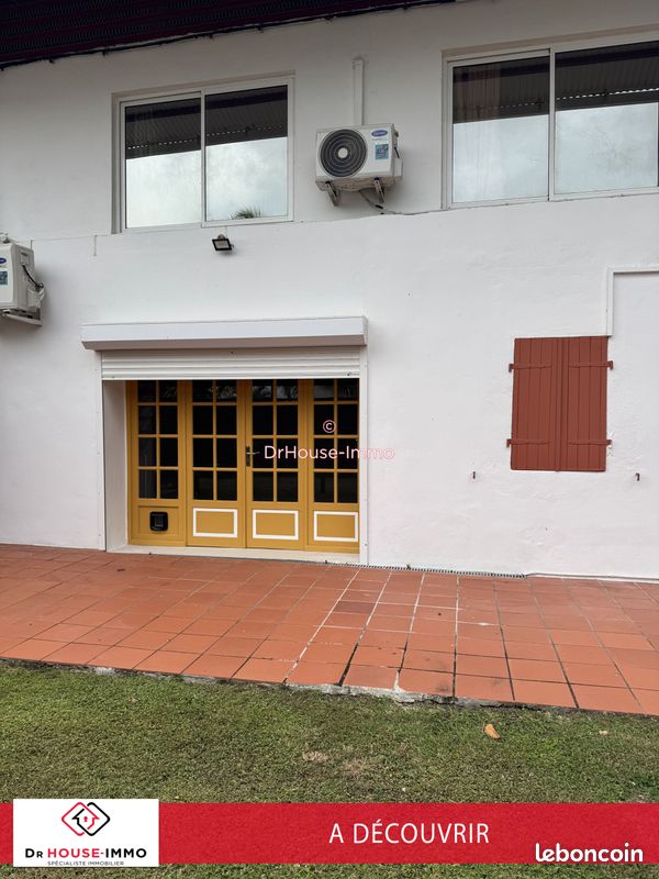 Appartement 4 pièces 160 m² · à Le Lamentin · 160 m² · 1 800 €