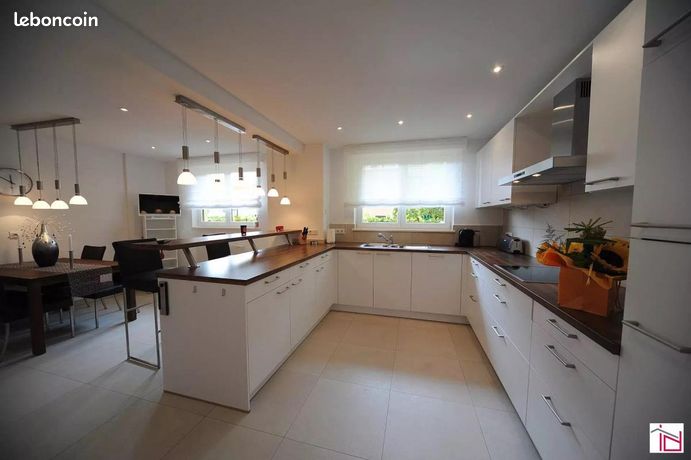 Appartement 2 pièces 74 m²