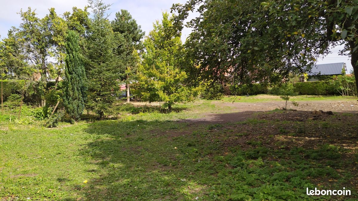 Vente terrain constructible · à Étricourt-Manancourt · 42 000 €
