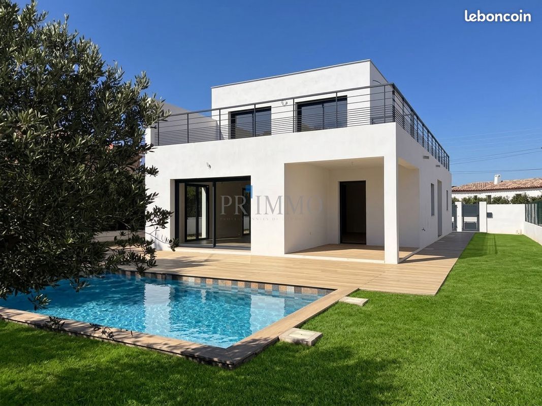 Maison 4 pièces 110 m² · à Fréjus · 110 m² · 950 000 €