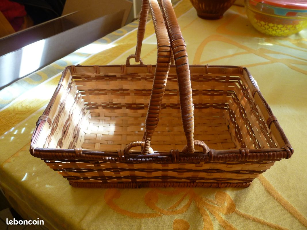 Panière en osier avec anses (image 1)