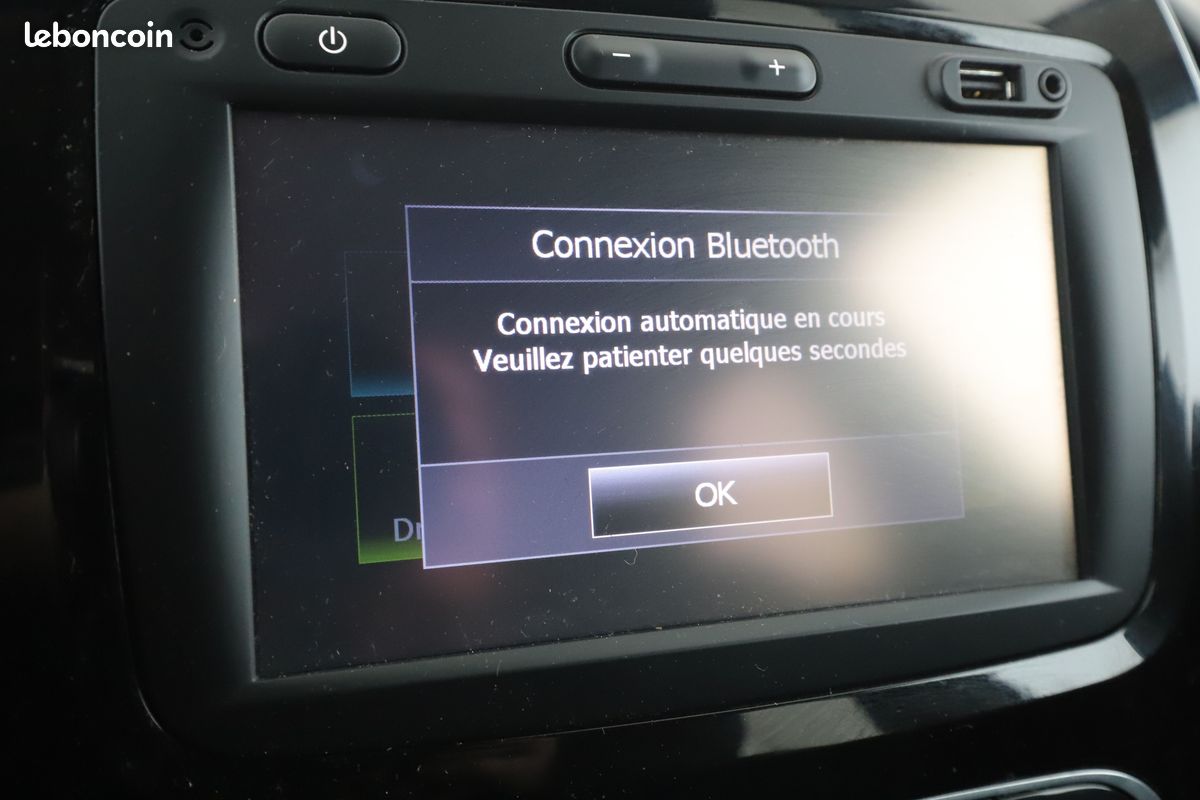 Renault Captur 1.5 dCi Energy Intens 90 ch (image 18)