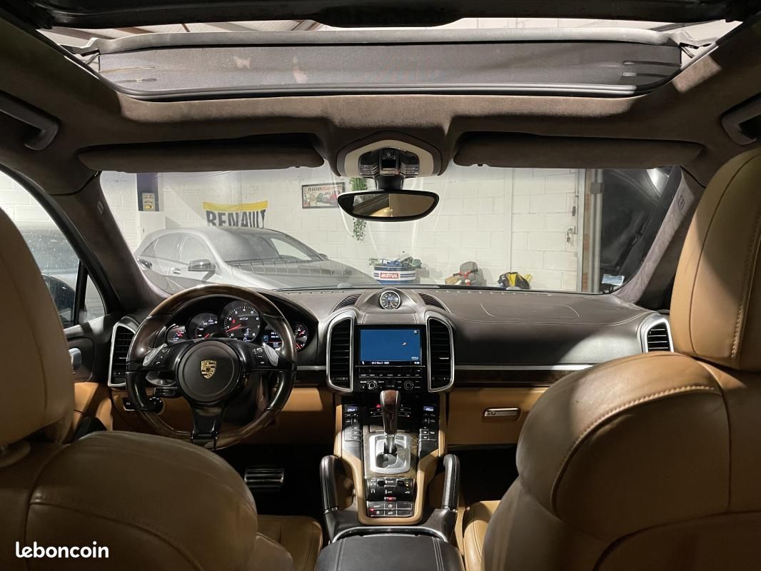 Porsche Cayenne GTS V8 4.2 420CH -TOIT OUVRANT-CAMERA DE RECUL-GARANTIE 12 MOIS- (image 36)