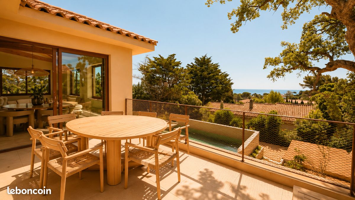 Maison 4 pièces 164 m² · à Fréjus · 164 m² · 1 490 000 €