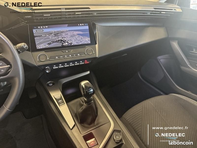 Peugeot 308 1.2 PureTech 130ch S&S Active Pack (image 18)