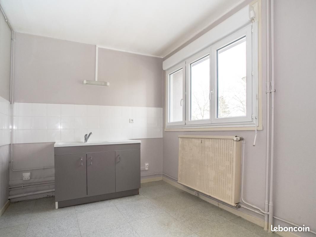 Appartement 3 pièces 65 m² · à Montchanin · 65 m² · 512 €/mois
