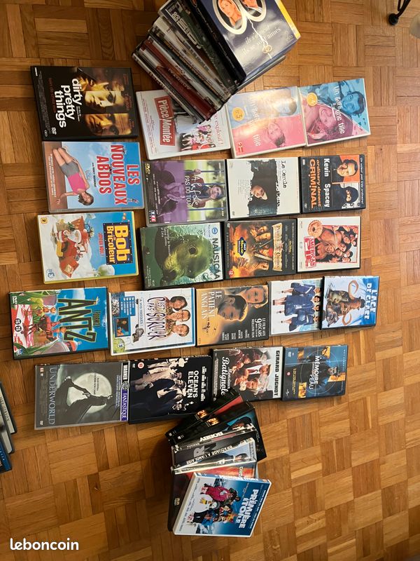 Lot plus de 40 dvd (image 1)