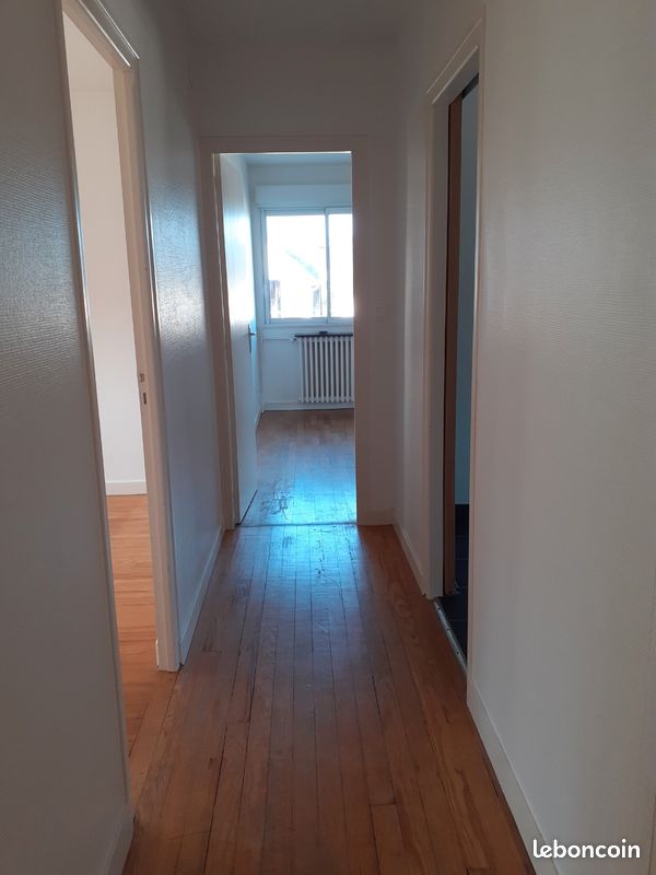 Appartement 3 pièces 72 m² · à Granville · 72 m² · 880 €